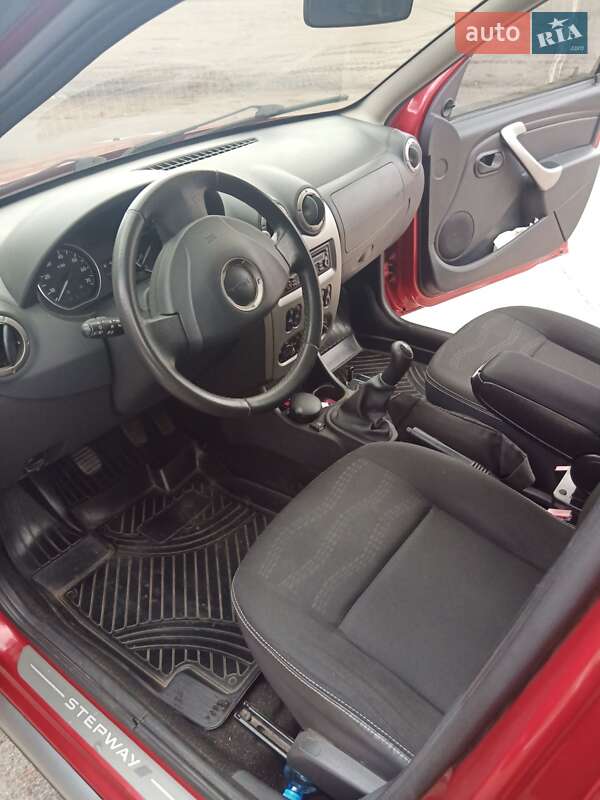 Внедорожник / Кроссовер Dacia Sandero StepWay 2010 в Лебедине фото 9 Внедорожник / Кроссовер Dacia Sandero StepWay 2010 в Лебедине