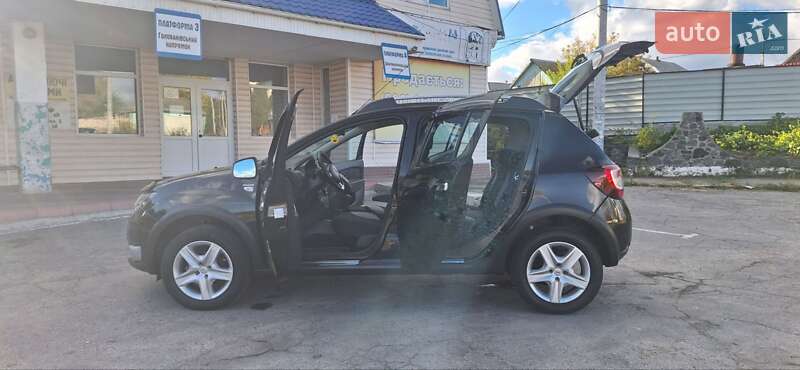 Позашляховик / Кросовер Dacia Sandero StepWay 2013 в Новоархангельську