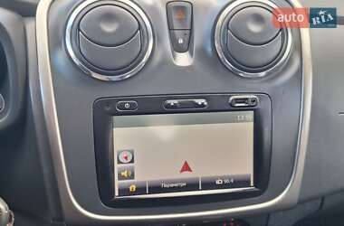 Внедорожник / Кроссовер Dacia Sandero StepWay 2013 в 