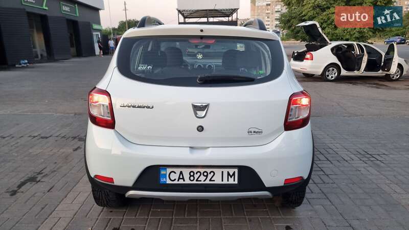 Внедорожник / Кроссовер Dacia Sandero StepWay 2015 в Кропивницком