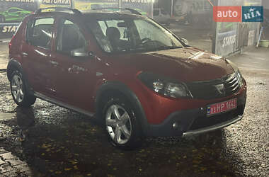 Внедорожник / Кроссовер Dacia Sandero StepWay 2010 в 