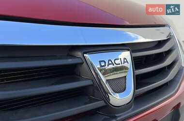 Позашляховик / Кросовер Dacia Sandero StepWay 2012 в 