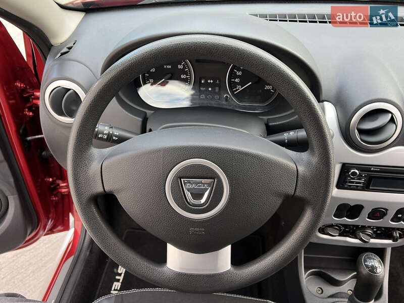 Внедорожник / Кроссовер Dacia Sandero StepWay 2012 в Луцке