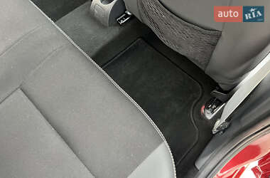 Позашляховик / Кросовер Dacia Sandero StepWay 2012 в 