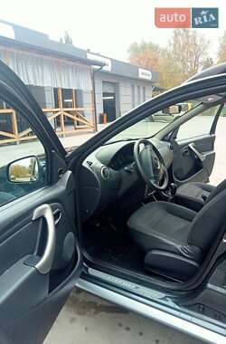 Позашляховик / Кросовер Dacia Sandero StepWay 2010 в  фото 10 Позашляховик / Кросовер Dacia Sandero StepWay 2010 в