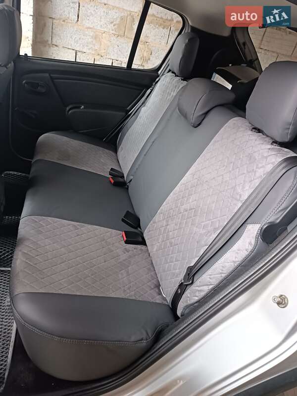Внедорожник / Кроссовер Dacia Sandero StepWay 2012 в Львове фото 24 Внедорожник / Кроссовер Dacia Sandero StepWay 2012 в Львове