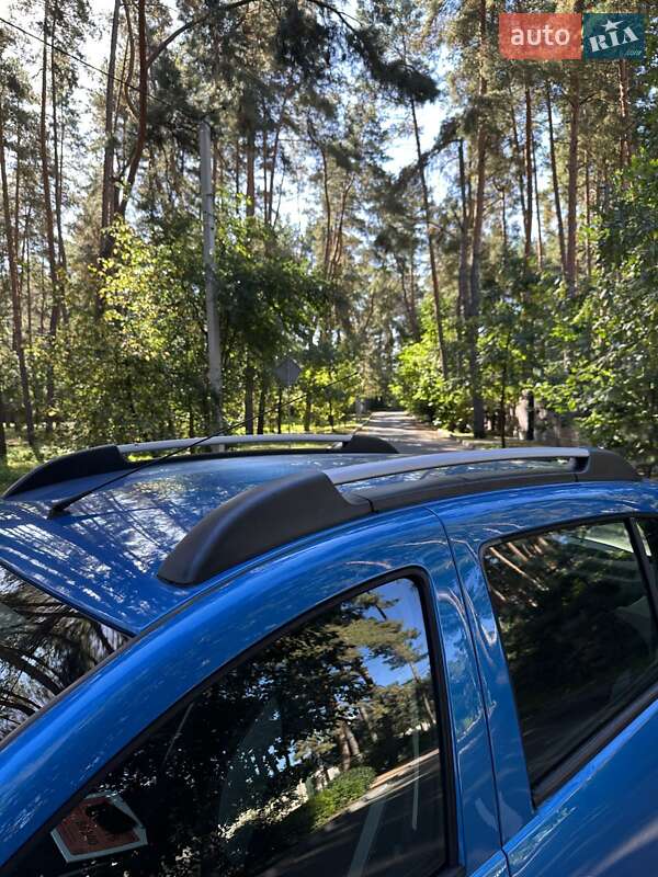 Внедорожник / Кроссовер Dacia Sandero StepWay 2016 в Белогородке