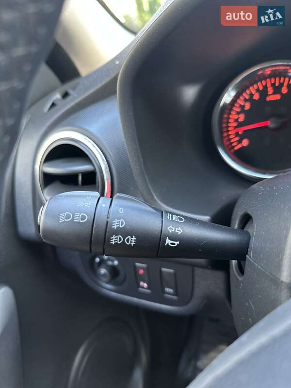 Внедорожник / Кроссовер Dacia Sandero StepWay 2016 в Белогородке