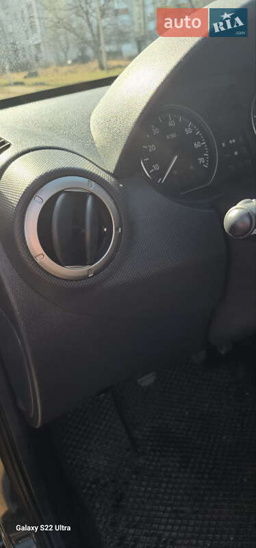 Позашляховик / Кросовер Dacia Sandero StepWay 2011 в Львові фото 15 Позашляховик / Кросовер Dacia Sandero StepWay 2011 в Львові