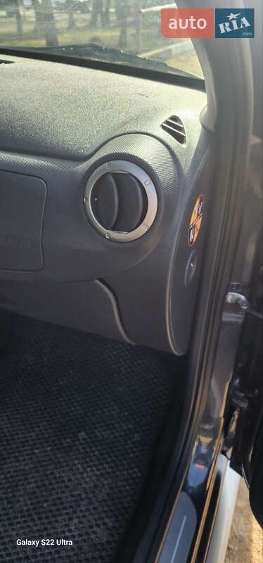 Позашляховик / Кросовер Dacia Sandero StepWay 2011 в Львові фото 23 Позашляховик / Кросовер Dacia Sandero StepWay 2011 в Львові