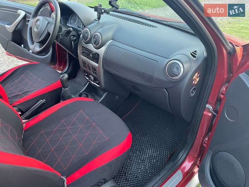 Внедорожник / Кроссовер Dacia Sandero StepWay 2012 в Костополе фото 10 Внедорожник / Кроссовер Dacia Sandero StepWay 2012 в Костополе