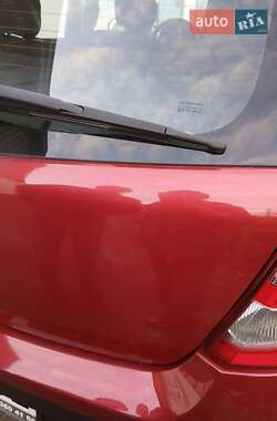 Позашляховик / Кросовер Dacia Sandero StepWay 2012 в  фото 16 Позашляховик / Кросовер Dacia Sandero StepWay 2012 в