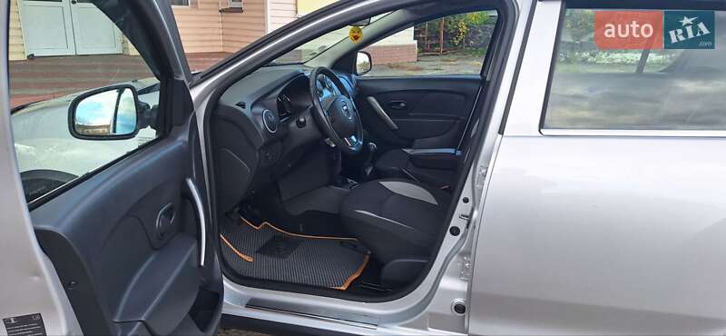 Внедорожник / Кроссовер Dacia Sandero StepWay 2013 в Новоархангельске фото 9 Внедорожник / Кроссовер Dacia Sandero StepWay 2013 в Новоархангельске