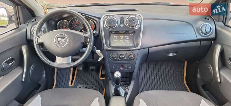 Внедорожник / Кроссовер Dacia Sandero StepWay 2013 в Новоархангельске фото 14 Внедорожник / Кроссовер Dacia Sandero StepWay 2013 в Новоархангельске