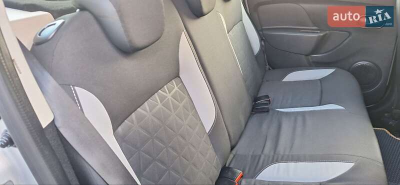 Внедорожник / Кроссовер Dacia Sandero StepWay 2013 в Новоархангельске фото 73 Внедорожник / Кроссовер Dacia Sandero StepWay 2013 в Новоархангельске