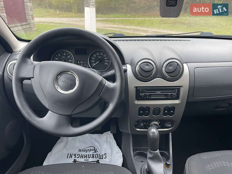 Позашляховик / Кросовер Dacia Sandero StepWay 2009 в Дубні фото 12 Позашляховик / Кросовер Dacia Sandero StepWay 2009 в Дубні