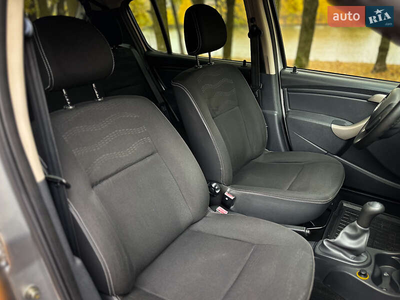 Внедорожник / Кроссовер Dacia Sandero StepWay 2010 в Сумах фото 35 Внедорожник / Кроссовер Dacia Sandero StepWay 2010 в Сумах