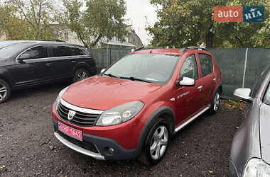 Позашляховик / Кросовер Dacia Sandero StepWay 2010 в Луцьку