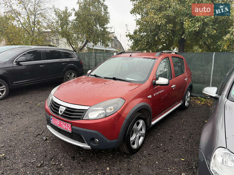Внедорожник / Кроссовер Dacia Sandero StepWay 2010 в 