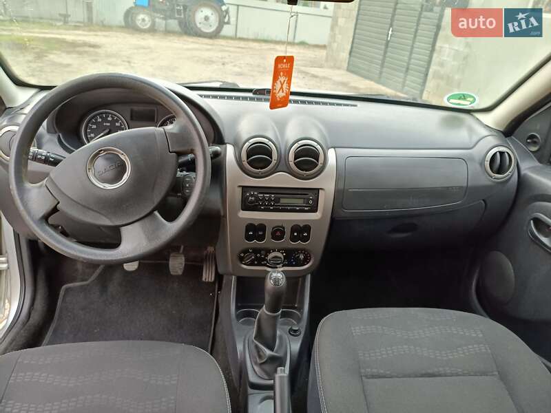 Внедорожник / Кроссовер Dacia Sandero StepWay 2011 в Любешове фото 11 Внедорожник / Кроссовер Dacia Sandero StepWay 2011 в Любешове