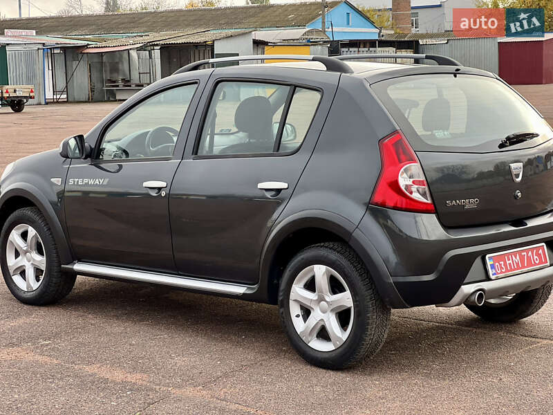 Позашляховик / Кросовер Dacia Sandero StepWay 2010 в Кролевці
