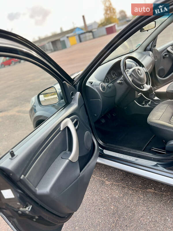 Позашляховик / Кросовер Dacia Sandero StepWay 2010 в Кролевці