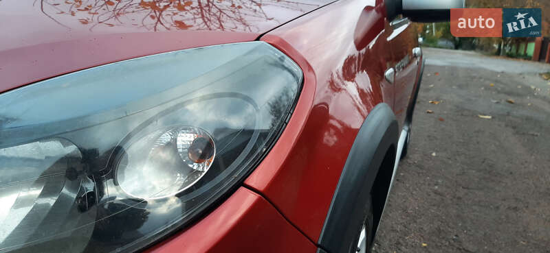 Внедорожник / Кроссовер Dacia Sandero StepWay 2012 в Чернигове