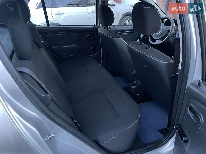 Внедорожник / Кроссовер Dacia Sandero StepWay 2011 в Луцке