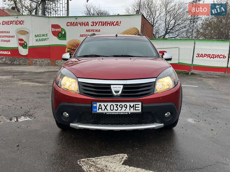 Хэтчбек Dacia Sandero StepWay 2012 в Харькове фото 3 Хэтчбек Dacia Sandero StepWay 2012 в Харькове