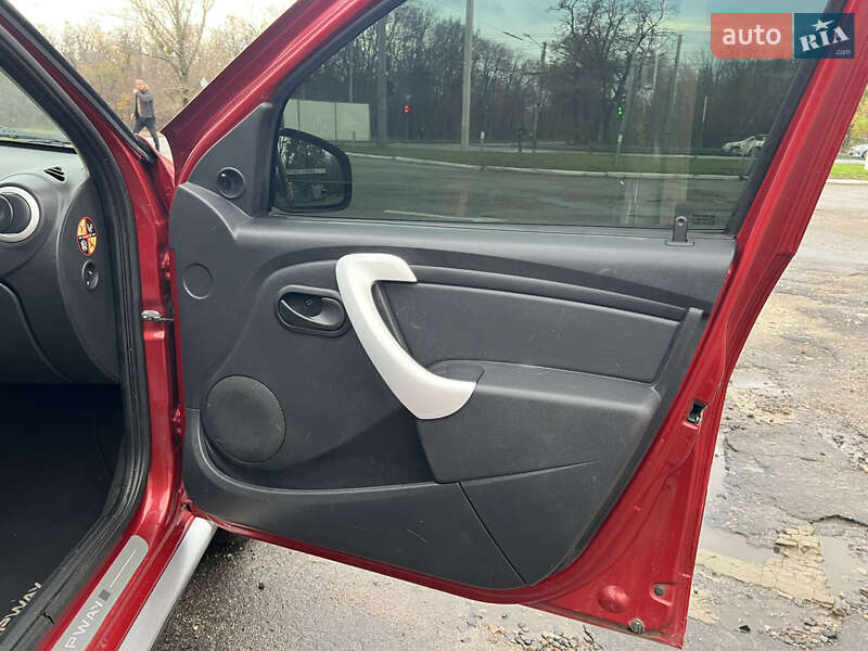 Хэтчбек Dacia Sandero StepWay 2012 в Харькове фото 27 Хэтчбек Dacia Sandero StepWay 2012 в Харькове