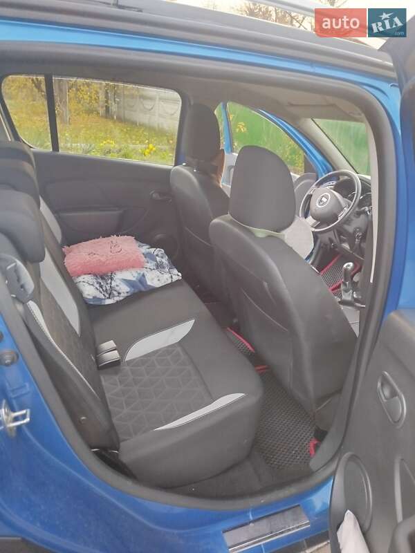 Позашляховик / Кросовер Dacia Sandero StepWay 2013 в Смілі