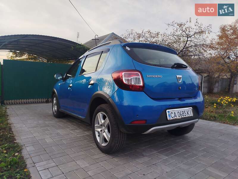Dacia Sandero StepWay 2013 Dacia Sandero StepWay 2013