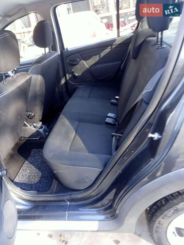 Внедорожник / Кроссовер Dacia Sandero StepWay 2009 в Каменском фото 14 Внедорожник / Кроссовер Dacia Sandero StepWay 2009 в Каменском