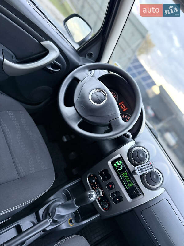 Внедорожник / Кроссовер Dacia Sandero StepWay 2010 в Владимире фото 35 Внедорожник / Кроссовер Dacia Sandero StepWay 2010 в Владимире