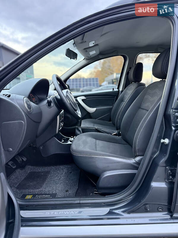 Внедорожник / Кроссовер Dacia Sandero StepWay 2010 в Владимире фото 45 Внедорожник / Кроссовер Dacia Sandero StepWay 2010 в Владимире