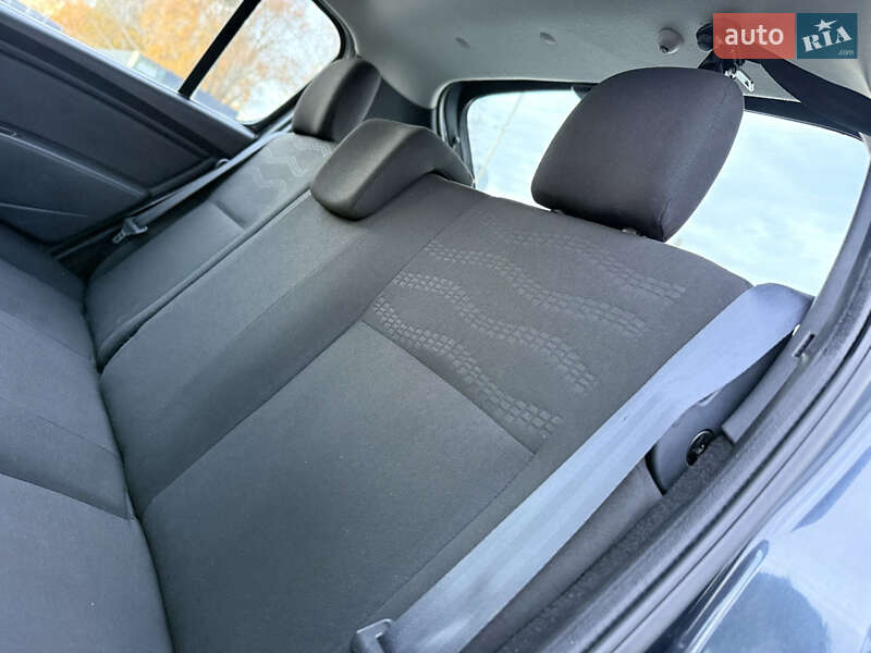 Внедорожник / Кроссовер Dacia Sandero StepWay 2010 в Владимире фото 67 Внедорожник / Кроссовер Dacia Sandero StepWay 2010 в Владимире