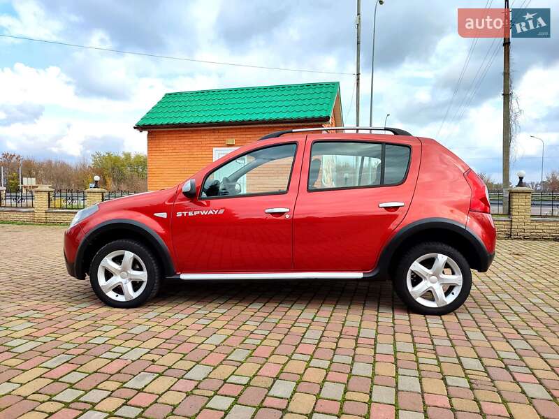 Внедорожник / Кроссовер Dacia Sandero StepWay 2011 в Хороле фото 3 Внедорожник / Кроссовер Dacia Sandero StepWay 2011 в Хороле