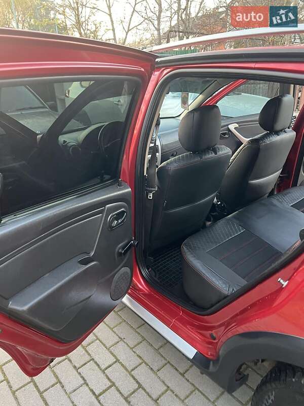 Внедорожник / Кроссовер Dacia Sandero StepWay 2011 в Львове