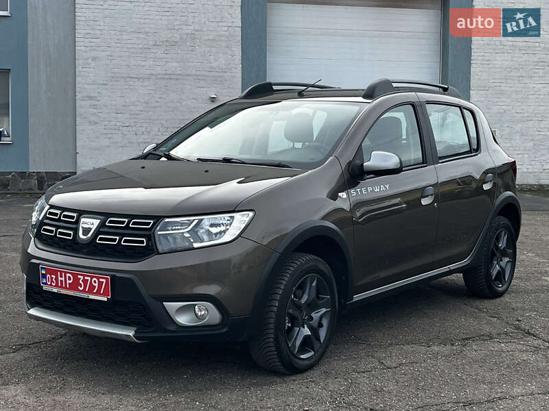 Dacia Sandero StepWay 2017 Dacia Sandero StepWay 2017