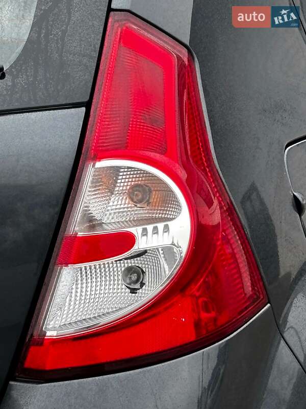 Позашляховик / Кросовер Dacia Sandero StepWay 2012 в Красилові фото 46 Позашляховик / Кросовер Dacia Sandero StepWay 2012 в Красилові