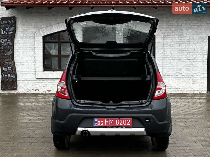 Позашляховик / Кросовер Dacia Sandero StepWay 2012 в Красилові фото 47 Позашляховик / Кросовер Dacia Sandero StepWay 2012 в Красилові