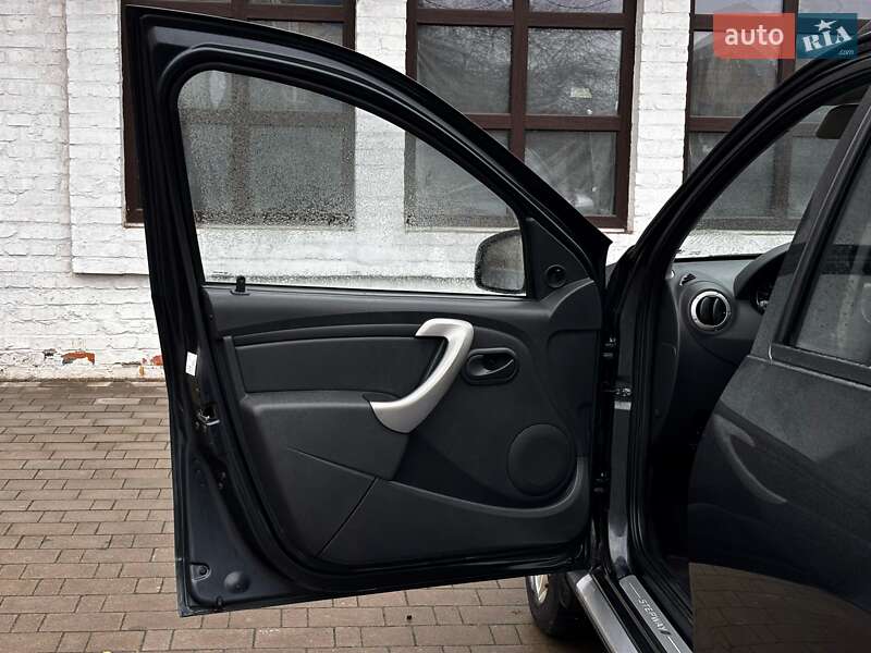 Позашляховик / Кросовер Dacia Sandero StepWay 2012 в Красилові фото 64 Позашляховик / Кросовер Dacia Sandero StepWay 2012 в Красилові