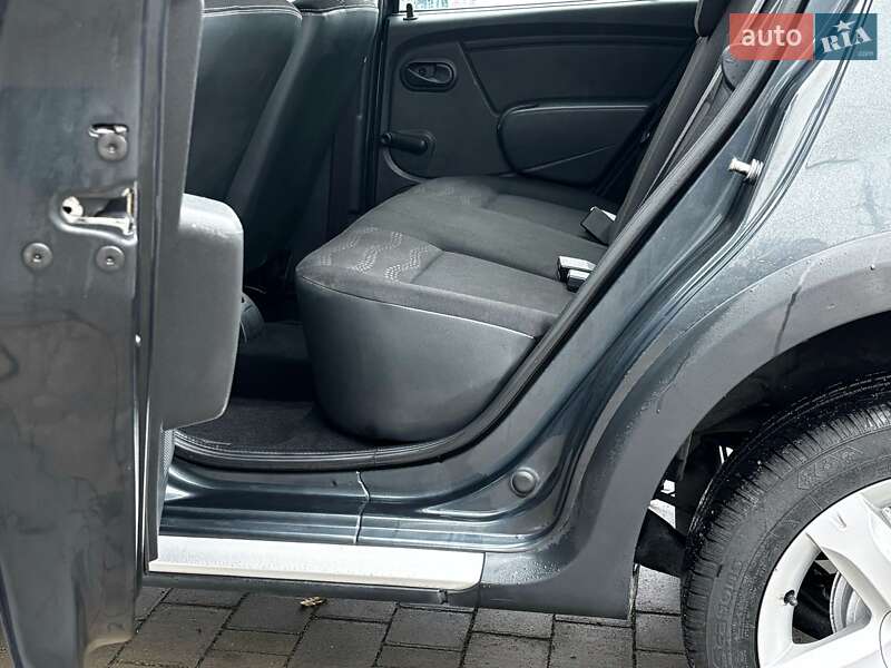 Позашляховик / Кросовер Dacia Sandero StepWay 2012 в Красилові фото 74 Позашляховик / Кросовер Dacia Sandero StepWay 2012 в Красилові