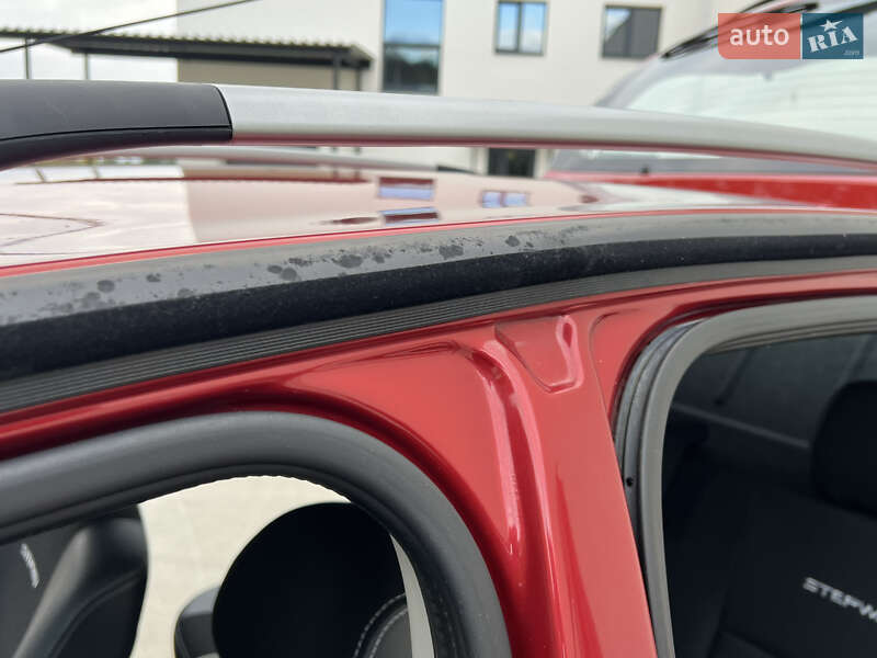 Позашляховик / Кросовер Dacia Sandero StepWay 2012 в Луцьку