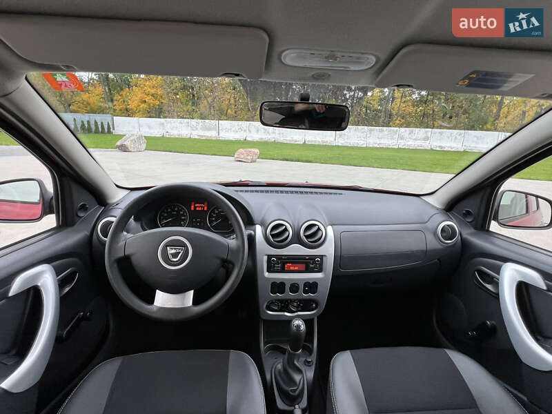 Позашляховик / Кросовер Dacia Sandero StepWay 2012 в Луцьку