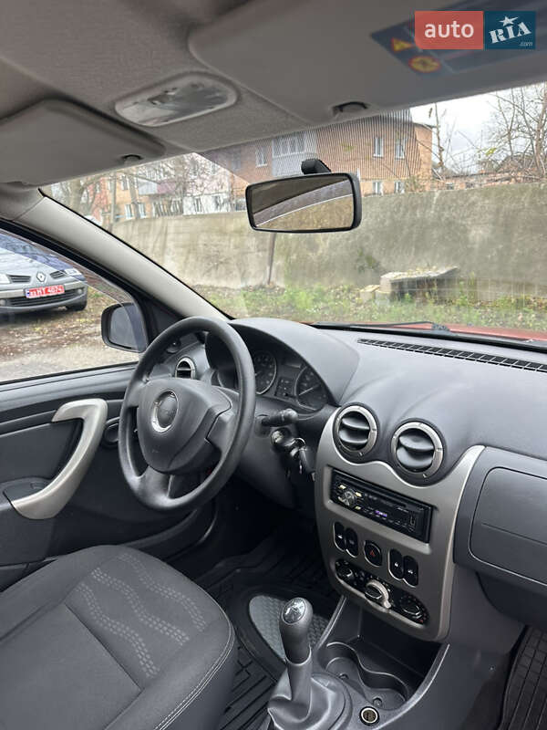 Внедорожник / Кроссовер Dacia Sandero StepWay 2011 в Хороле фото 14 Внедорожник / Кроссовер Dacia Sandero StepWay 2011 в Хороле