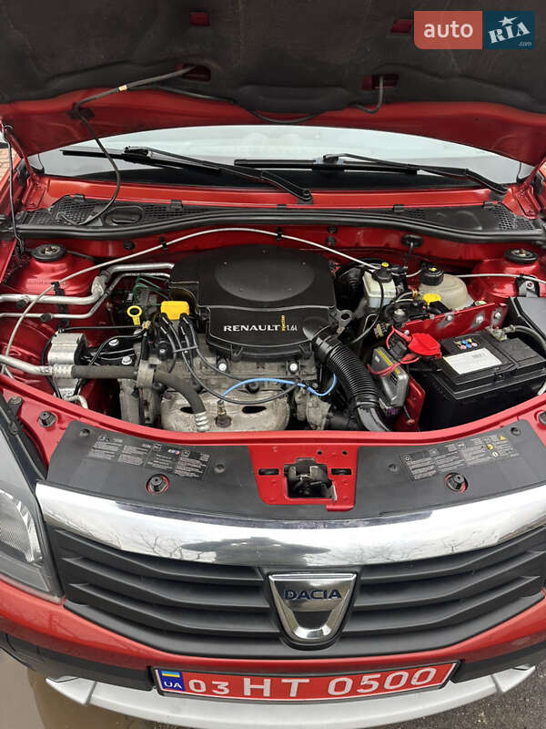 Внедорожник / Кроссовер Dacia Sandero StepWay 2011 в Хороле фото 26 Внедорожник / Кроссовер Dacia Sandero StepWay 2011 в Хороле