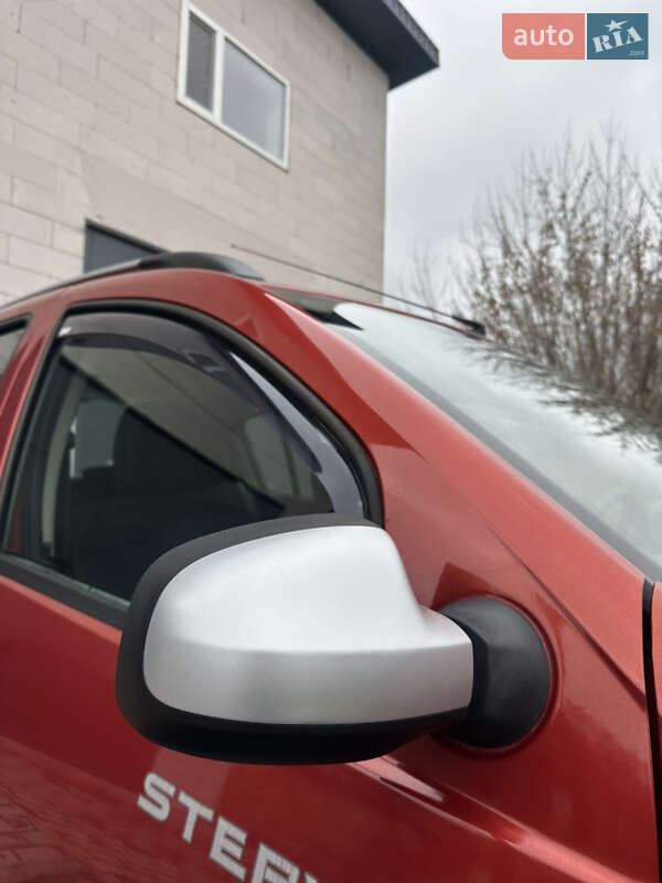 Внедорожник / Кроссовер Dacia Sandero StepWay 2011 в Хороле фото 34 Внедорожник / Кроссовер Dacia Sandero StepWay 2011 в Хороле