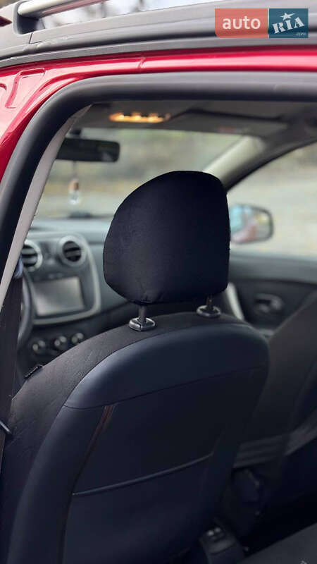 Позашляховик / Кросовер Dacia Sandero StepWay 2013 в Гадячі