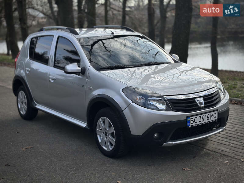 Внедорожник / Кроссовер Dacia Sandero StepWay 2012 в Сумах фото Внедорожник / Кроссовер Dacia Sandero StepWay 2012 в Сумах